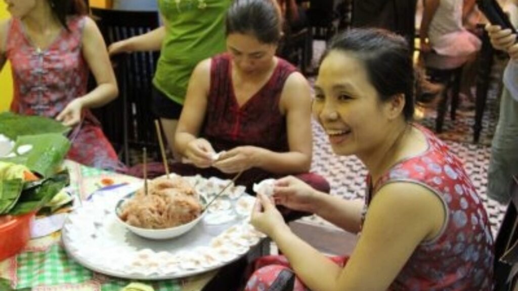 Bites by Bike – A Hoi An Food Tour